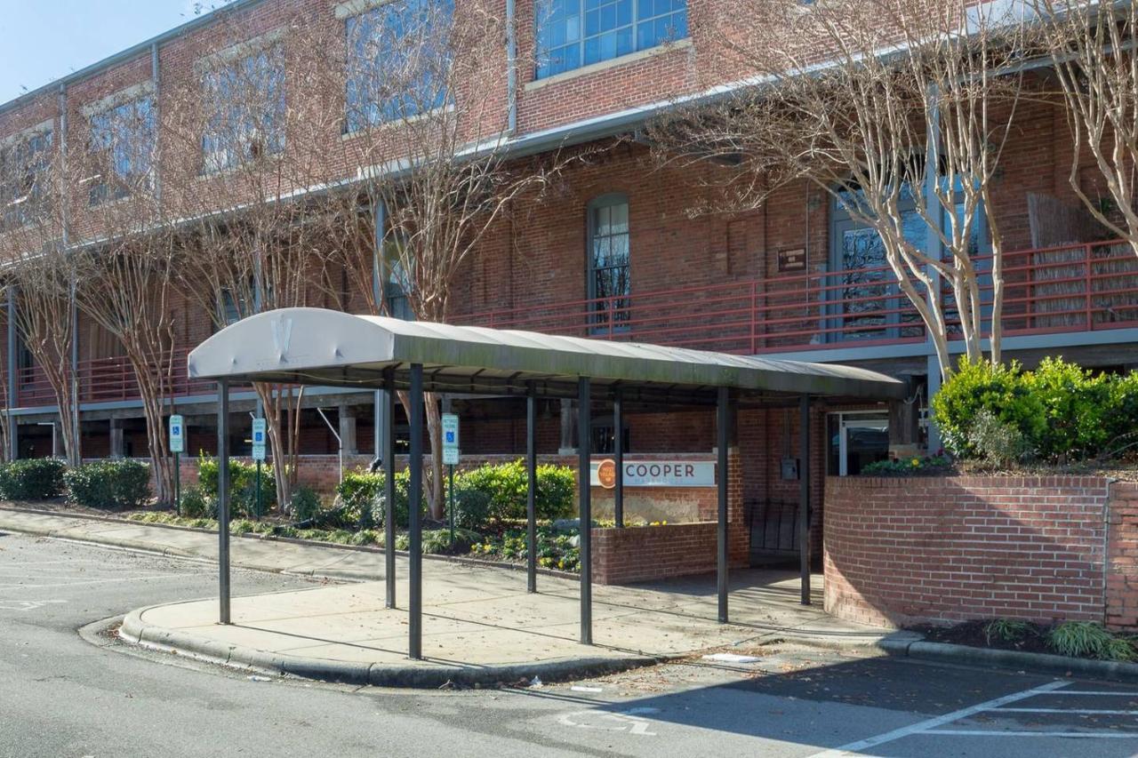 Appartement Trifecta 2Br Free Parking Modern Superhost à Durham Extérieur photo